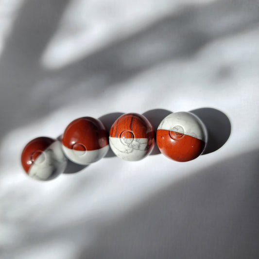 Jasper/Howlite Pokémon Ball